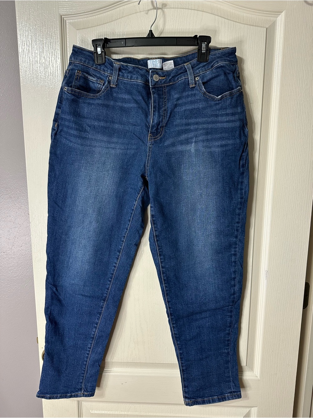 Time and Tru Dark Blue Ankle Crop Jeans